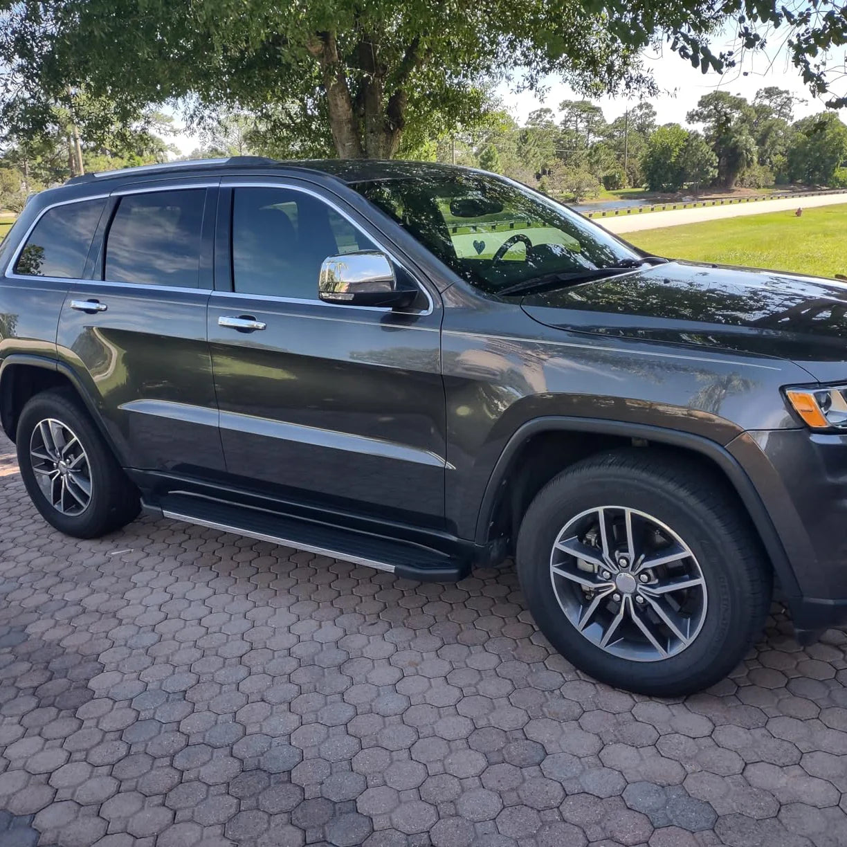 Aluminum Running Boards Compatible with 09-17 Chevy Traverse & 07-16 GMC Acadia & 07-09 Buick Enclave & 07-10 Saturn Outlook C70 Style.