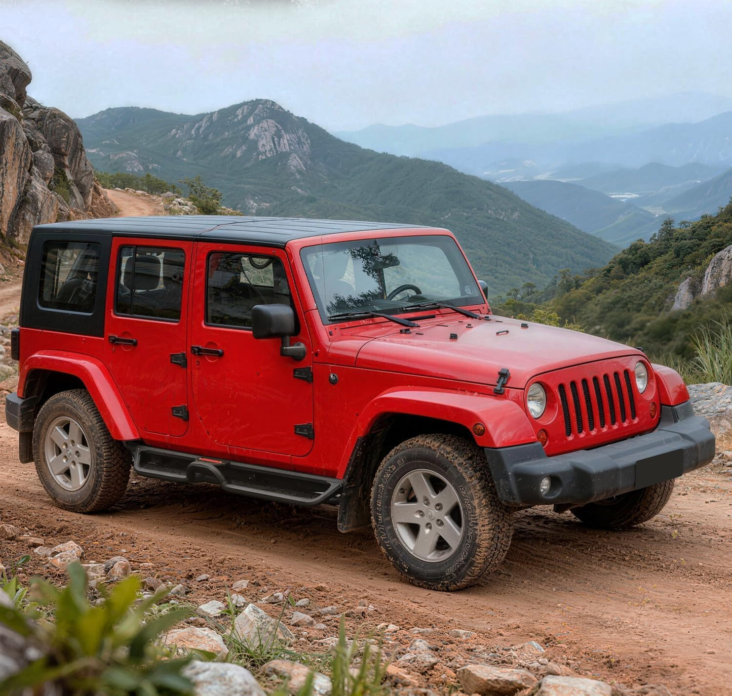 Our design is generally closer to the truck body, which will make the overall effect more beautiful, and can make the truck have better passability.